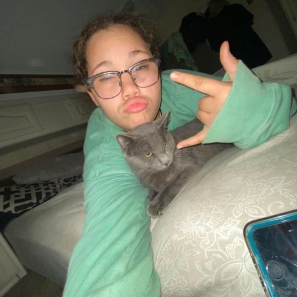 Meet your Posher, Carissa - Picture 1 of 1